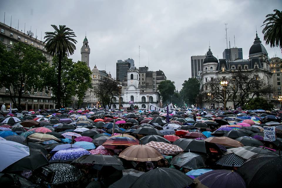 1ª greve de mulheres na Argentina mobilizou atos na Espanha e América Latina/Foto: Ni Una Menos