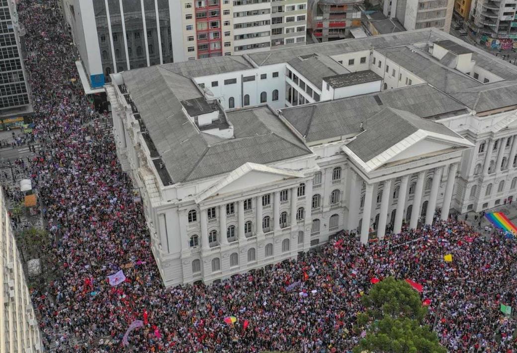 ele-nao-curitiba