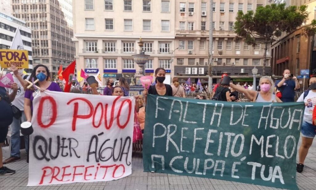 8_de_março_no_Brasil_um_giro_pelas_manifestações_em_2022_Porto_Alegre