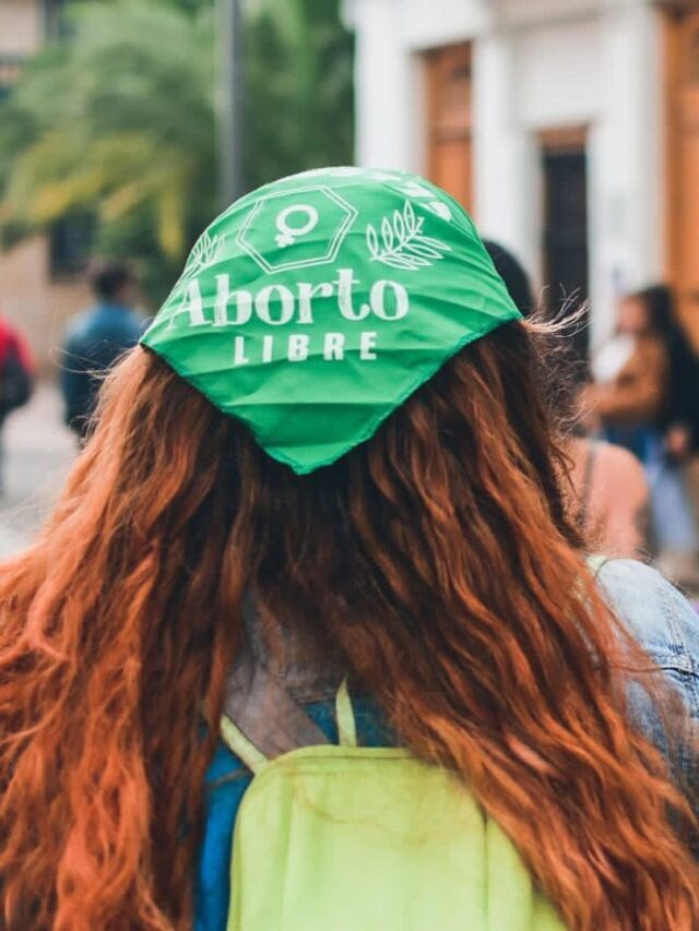 Você sabia que o aborto é mais seguro que o parto?