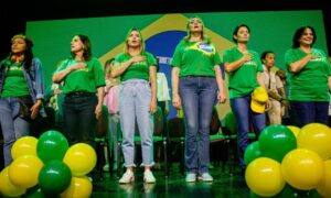 O que pensam as mulheres que ainda votam em Bolsonaro
