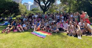 Todo_mundo_aqui_no_parque_tem_duas_mães_Grupo_ajuda_a_naturalizar_a_maternidade_dupla_