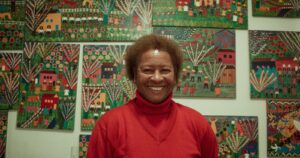 Tercília dos Santos, a artista plástica referência em arte naïf no Brasil
