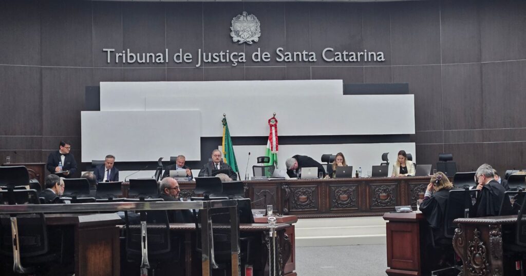 Lei do Escola sem Partido segue em vigor em SC após decisão da Justiça