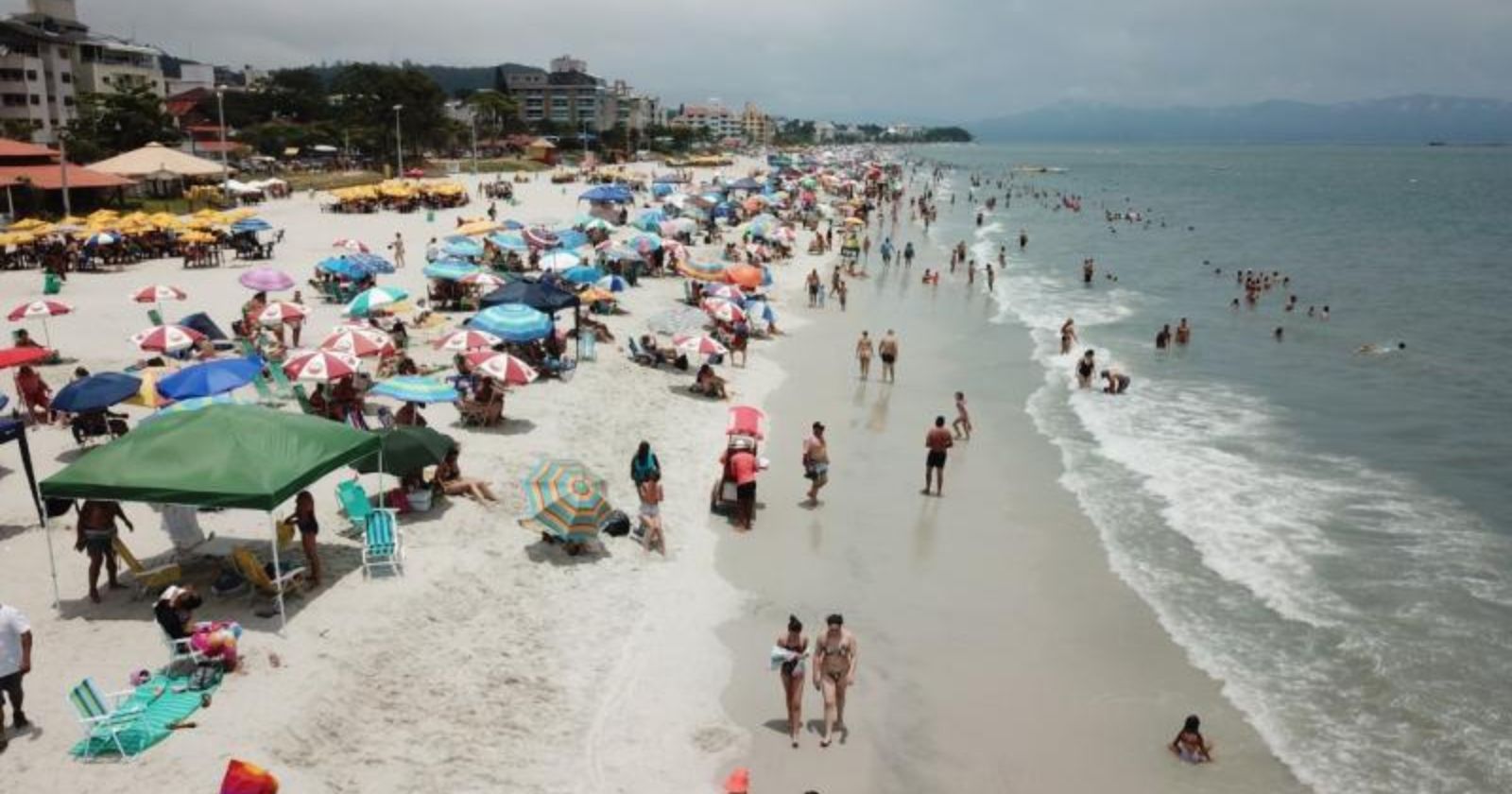 Mobilização de mulheres denuncia violência sexual nos acessos às praias em  Florianópolis - Portal Catarinas